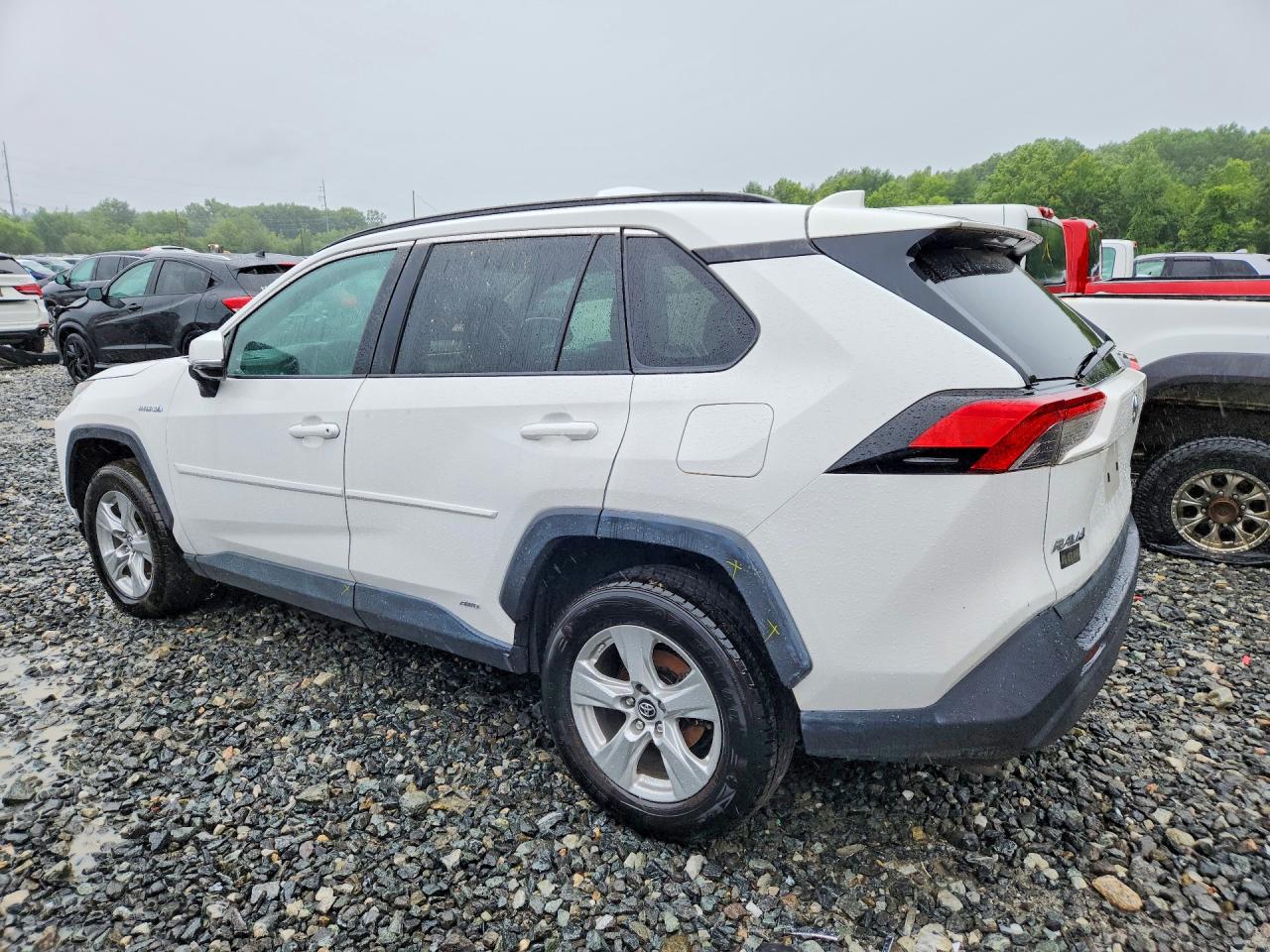2020 TOYOTA RAV4 LE — снимка 2