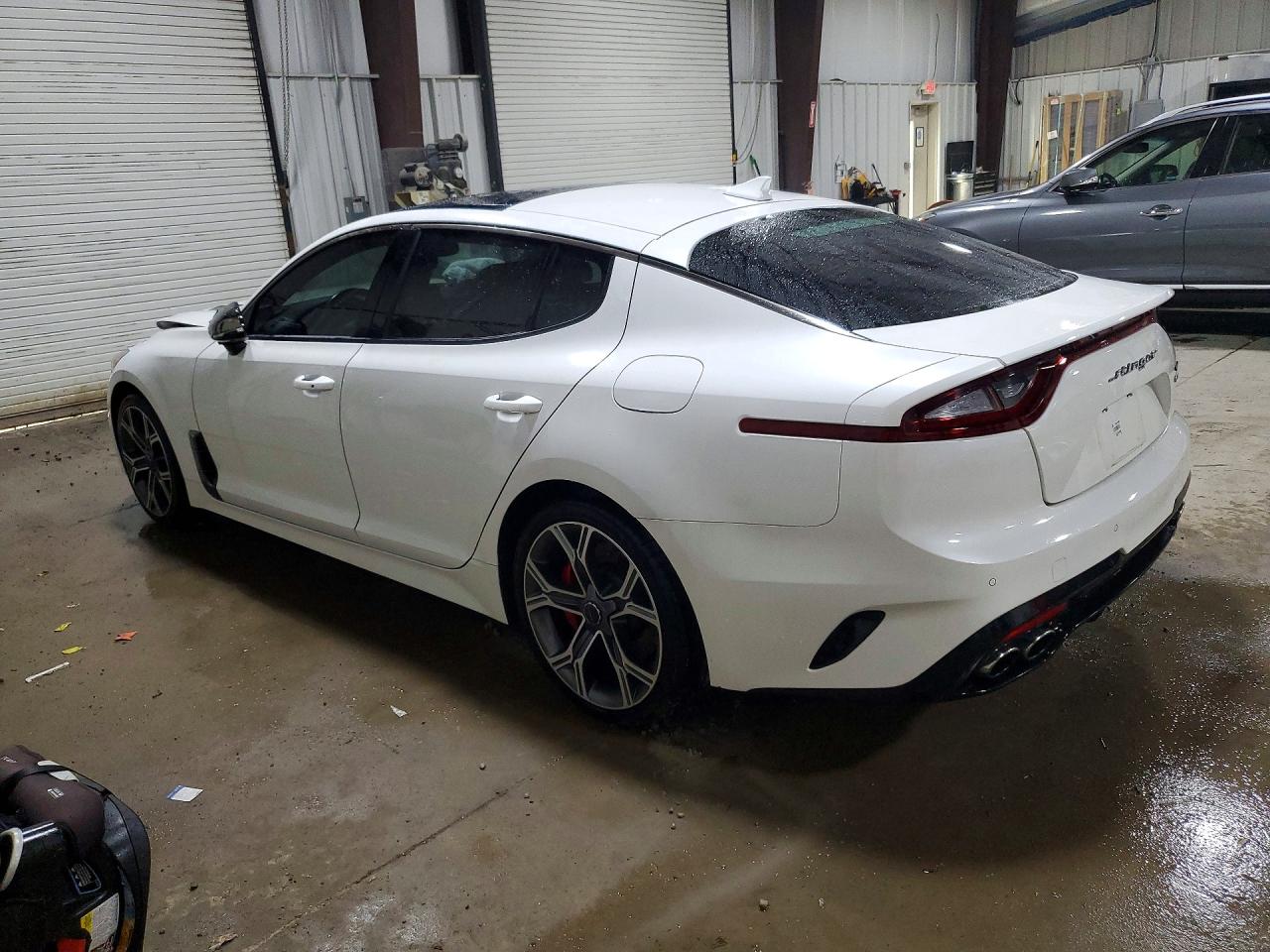 2020 KIA STINGER GT2 — снимка 2
