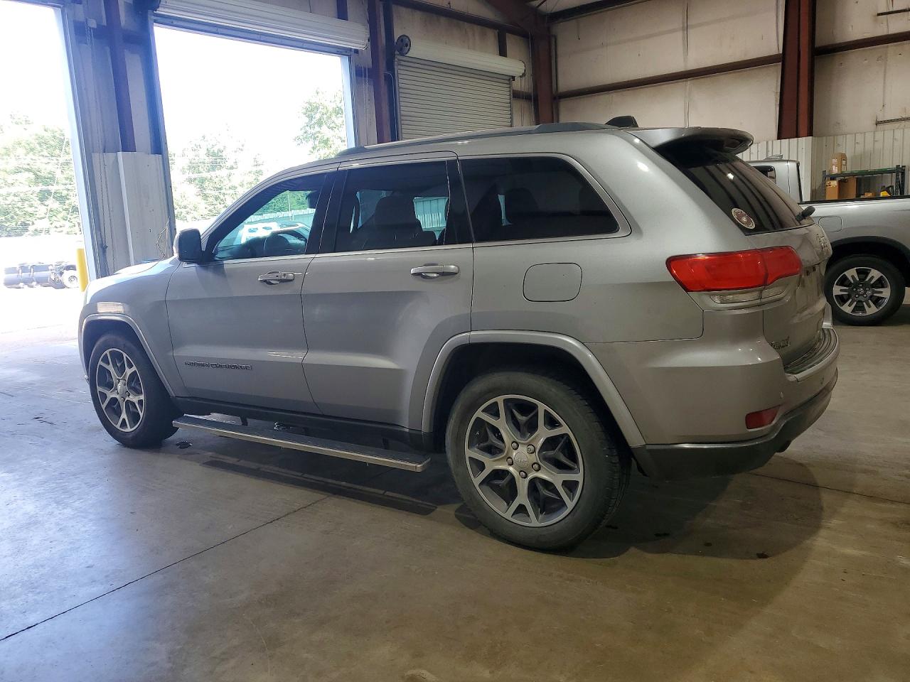 2018 JEEP GRAND CHEROKEE LIMITED — снимка 2
