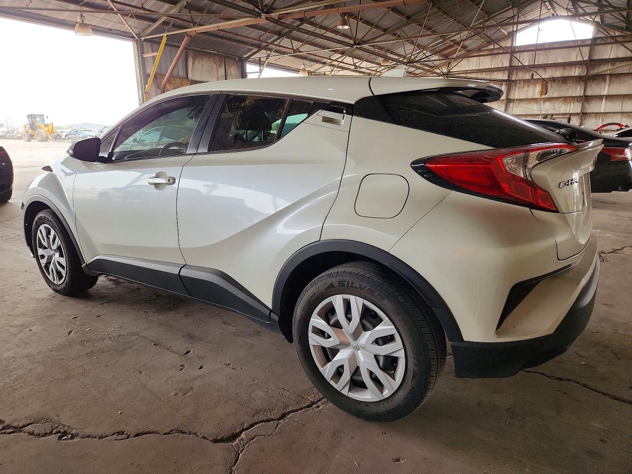 2021 TOYOTA C-HR LE — снимка 2