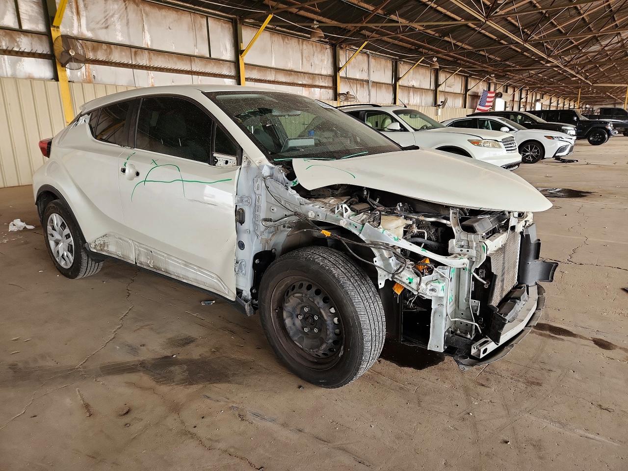 2021 TOYOTA C-HR LE — снимка 4