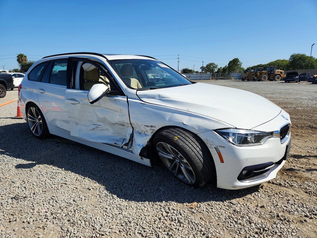 2017 BMW 330 XI — снимка 4