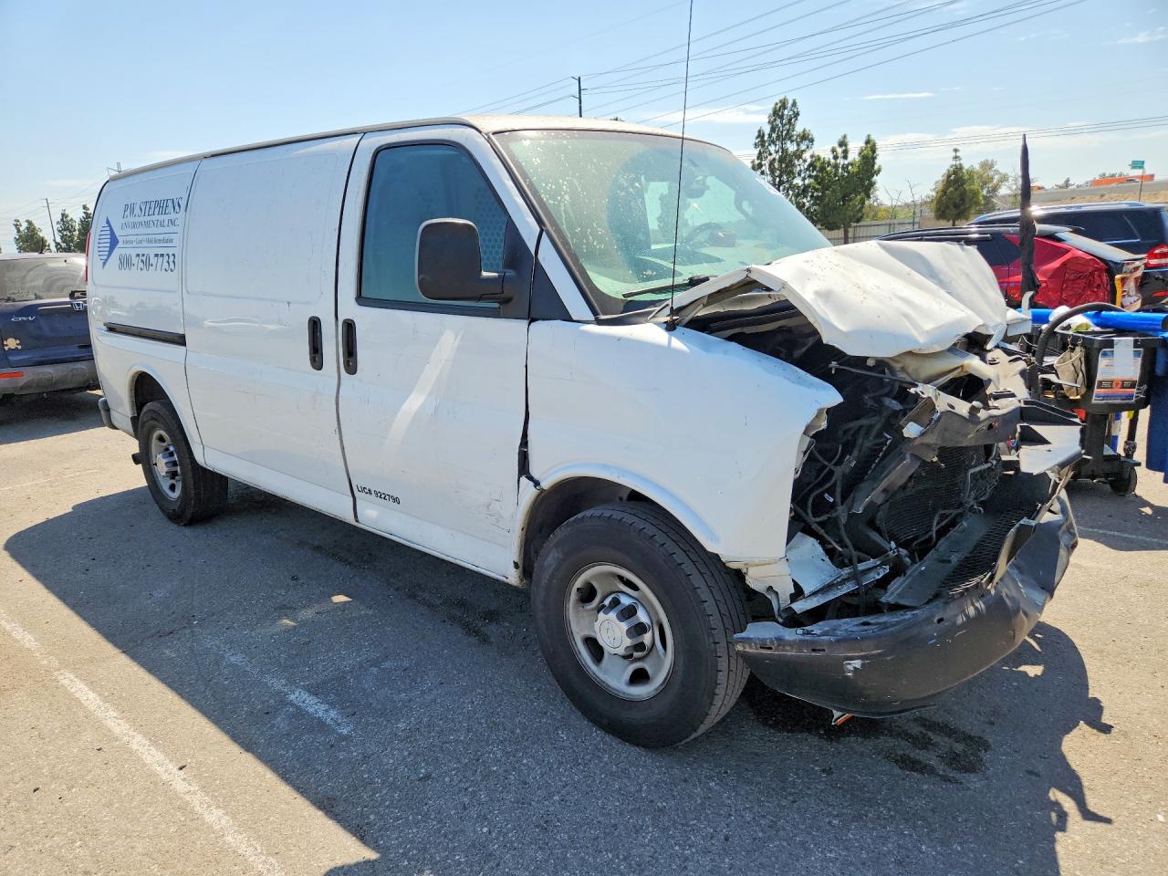 2017 CHEVROLET EXPRESS 2500 — снимка 4