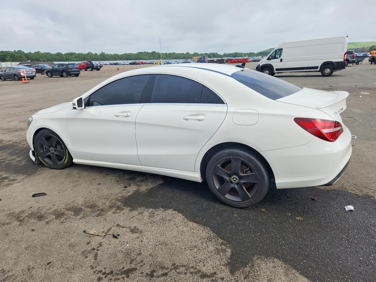 2019 MERCEDES-BENZ CLA 250 — снимка 2