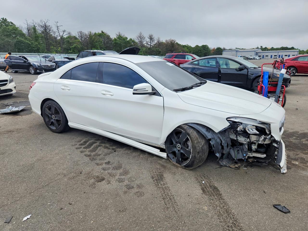 2019 MERCEDES-BENZ CLA 250 — снимка 4