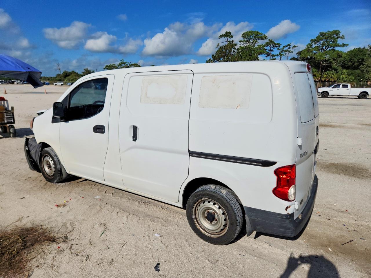 2015 NISSAN NV200 S — снимка 2