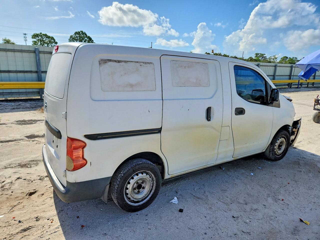 2015 NISSAN NV200 S — снимка 3