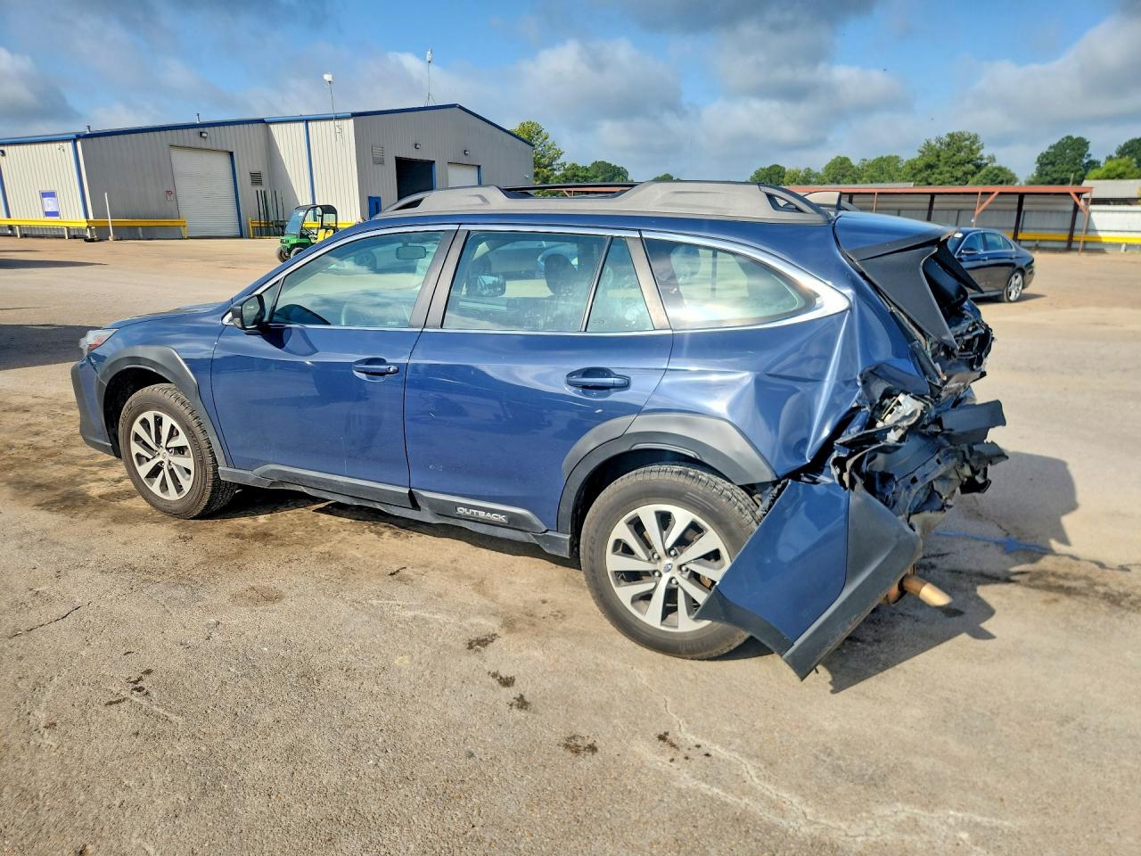 2023 SUBARU OUTBACK — снимка 2