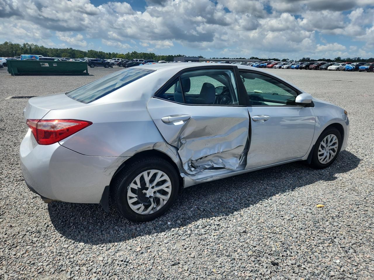 2018 TOYOTA COROLLA LE — снимка 3