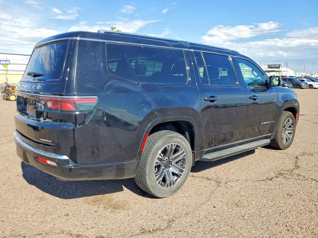 2024 JEEP WAGONEER L SERIES II — снимка 3