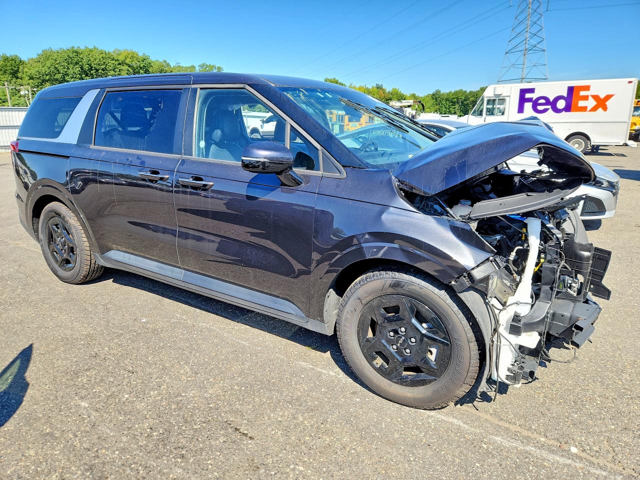 2025 KIA CARNIVAL LXS — снимка 4