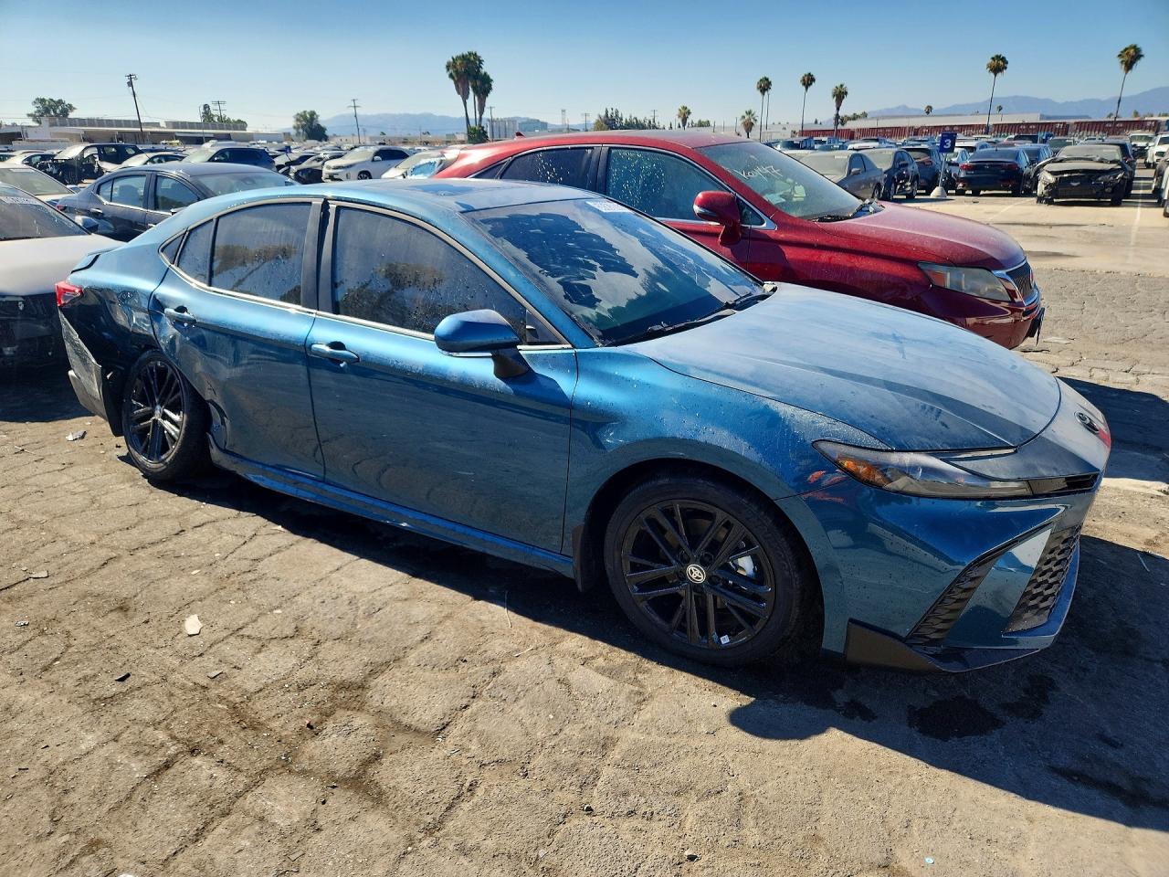 2026 TOYOTA CAMRY SE — снимка 4