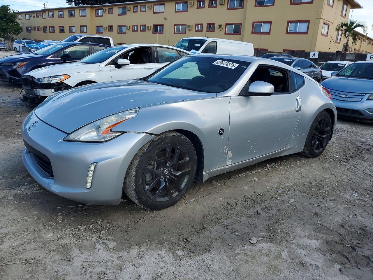 2016 NISSAN 370Z BASE