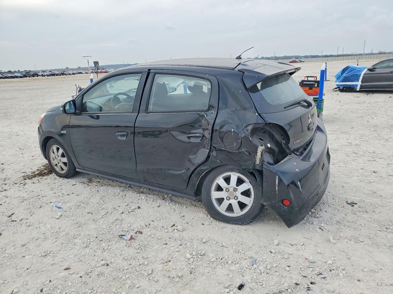 2015 MITSUBISHI MIRAGE ES — снимка 2