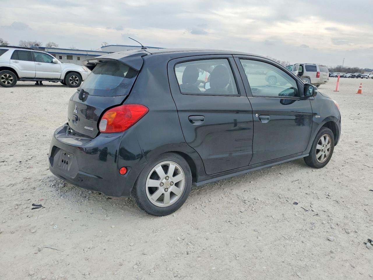 2015 MITSUBISHI MIRAGE ES — снимка 3