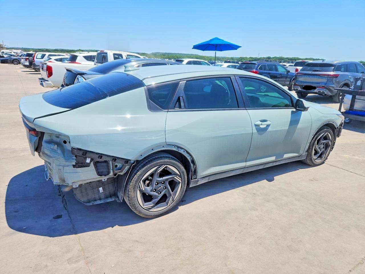 2025 KIA K4 EX — снимка 3