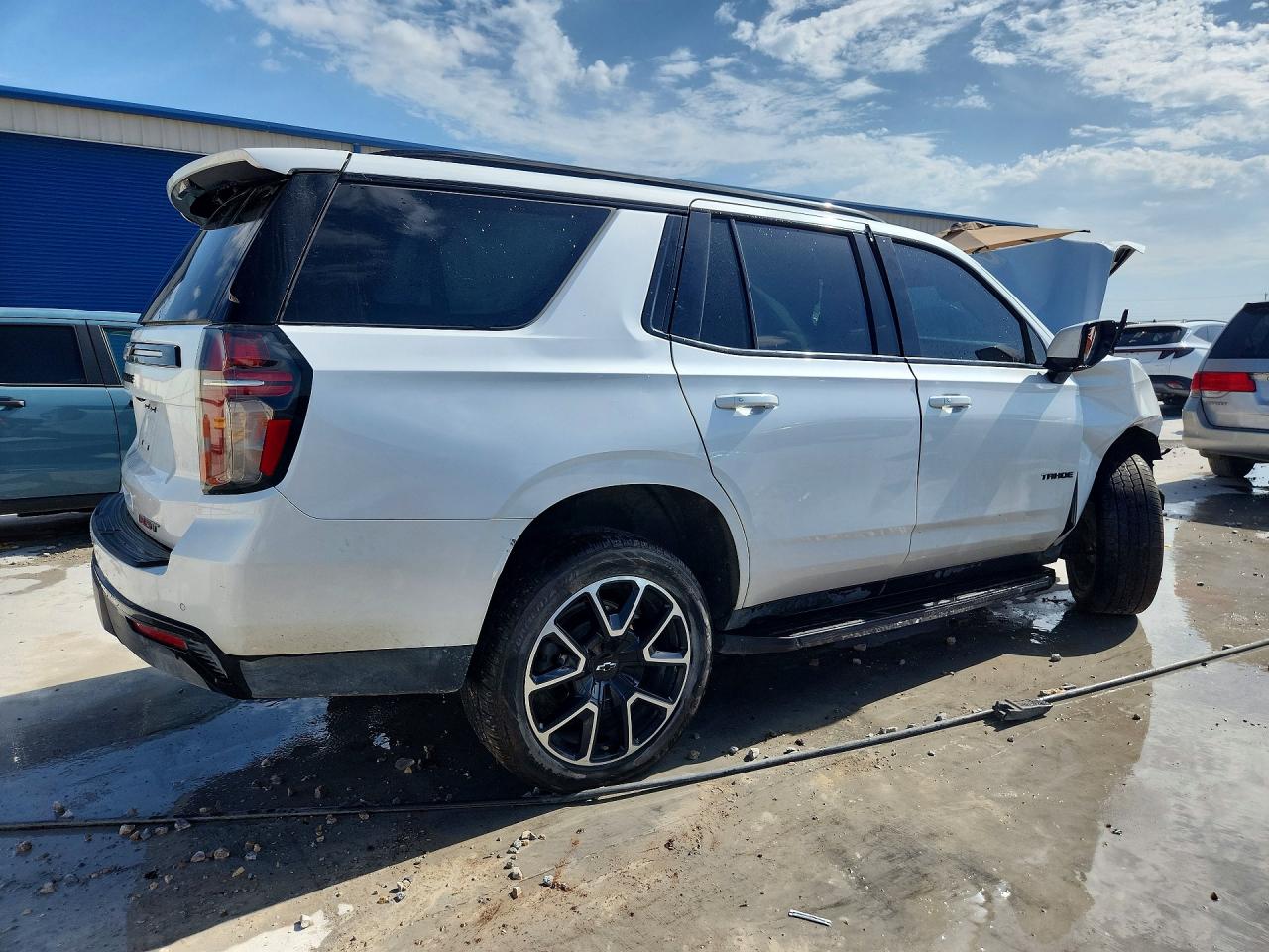 2023 CHEVROLET TAHOE C1500 RST — снимка 3