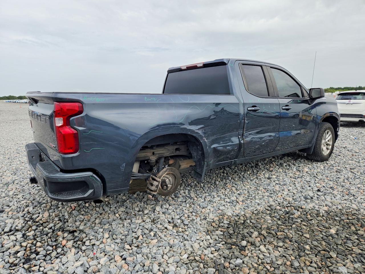 2019 CHEVROLET SILVERADO C1500 RST — снимка 3