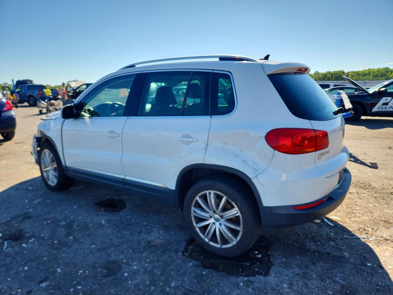 2016 VOLKSWAGEN TIGUAN S — снимка 2