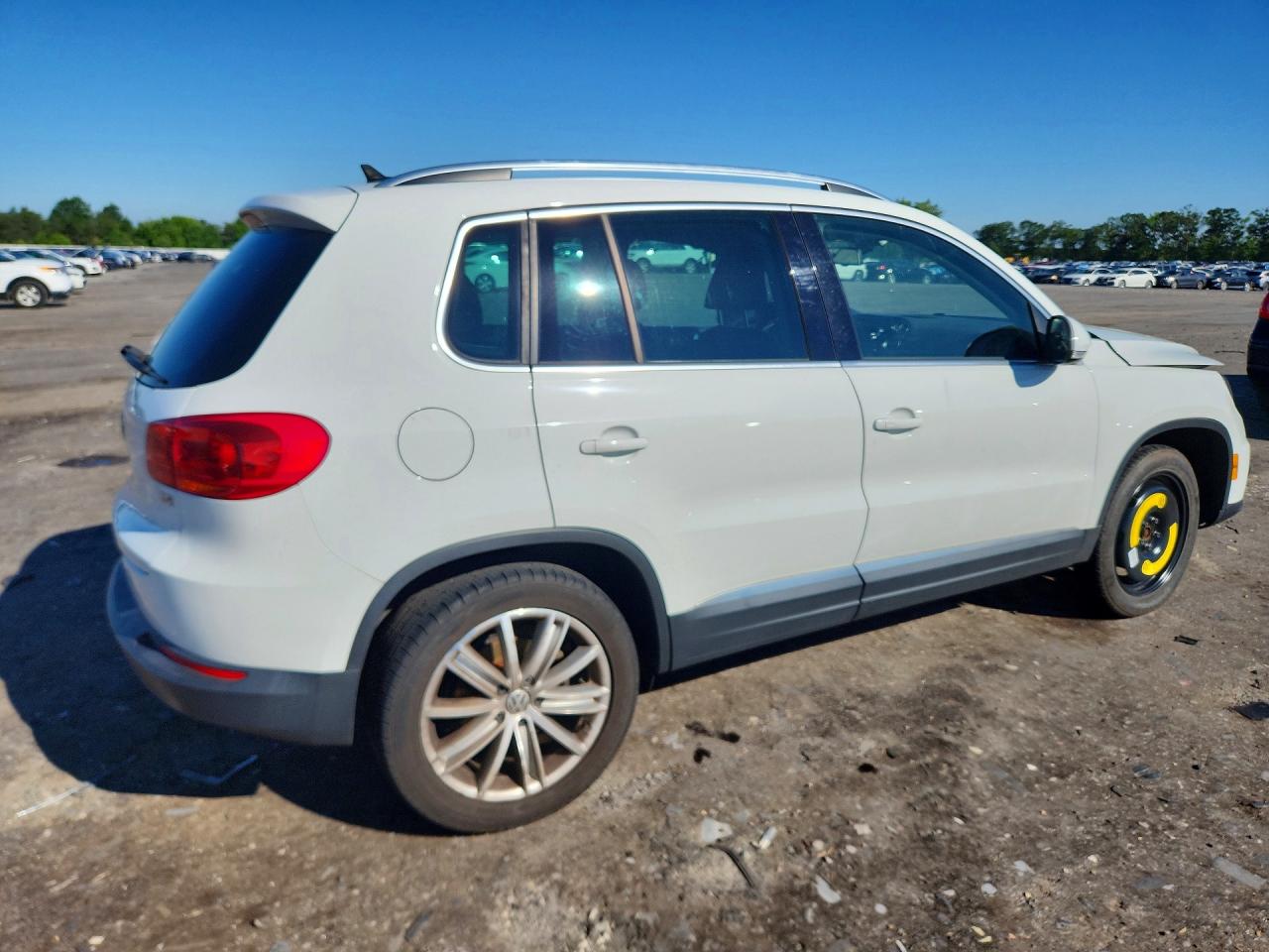 2016 VOLKSWAGEN TIGUAN S — снимка 3