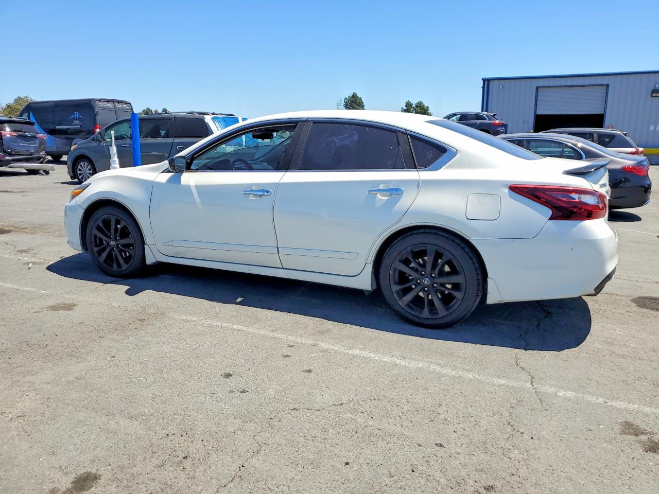 2017 NISSAN ALTIMA 2.5 SR — снимка 2
