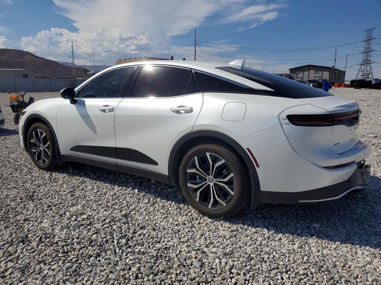 2023 TOYOTA CROWN XLE — снимка 2