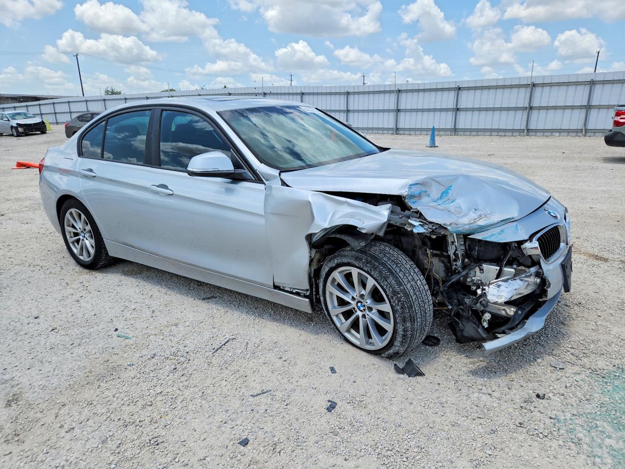 2016 BMW 320 I — снимка 4