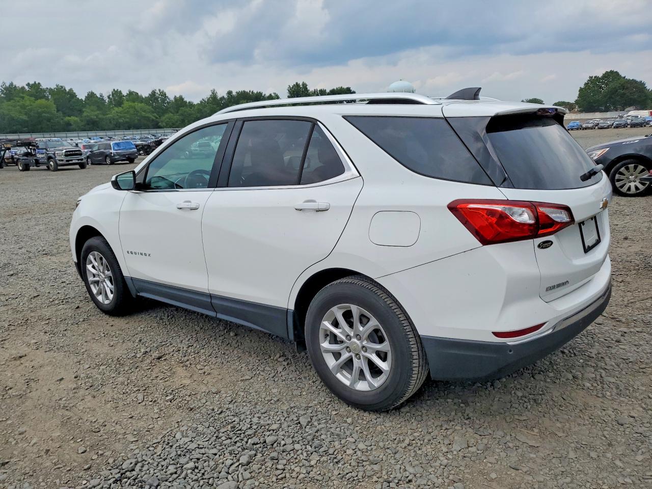2020 CHEVROLET EQUINOX LT — снимка 2