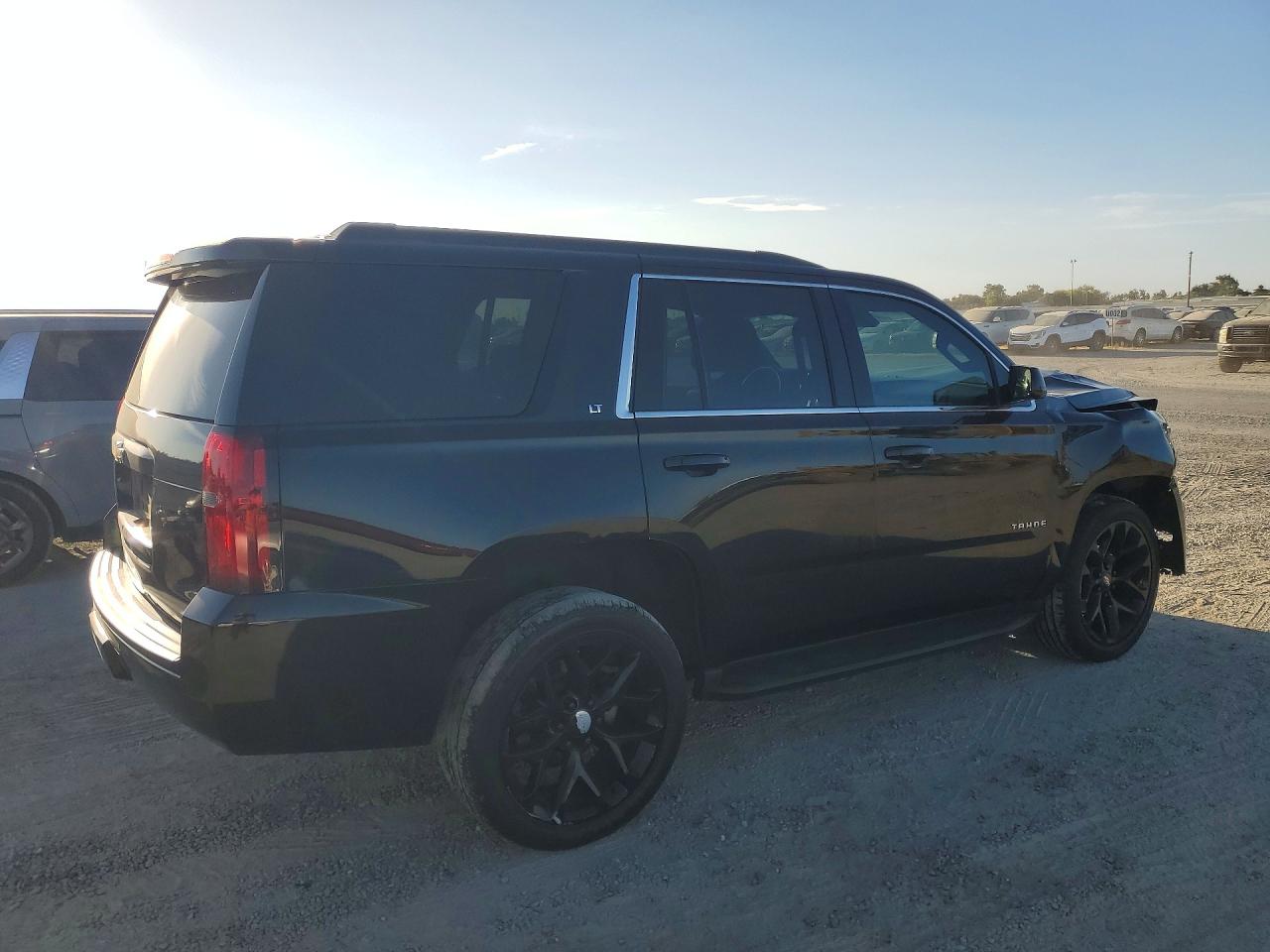 2019 CHEVROLET TAHOE C1500 LT — снимка 3