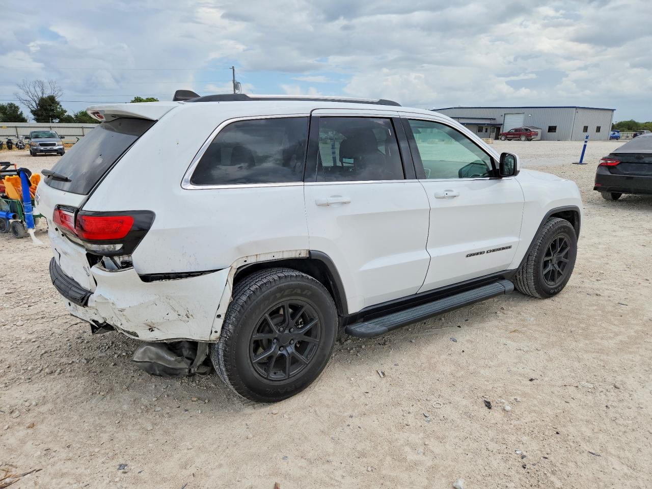 2020 JEEP GRAND CHEROKEE LAREDO — снимка 3
