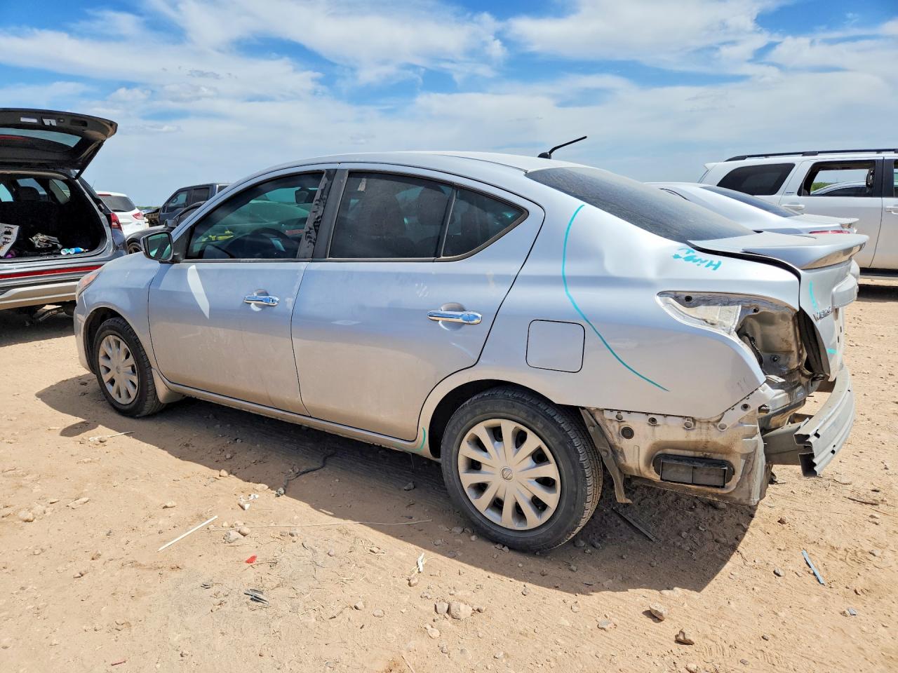 2017 NISSAN VERSA 1.6 SV — снимка 2