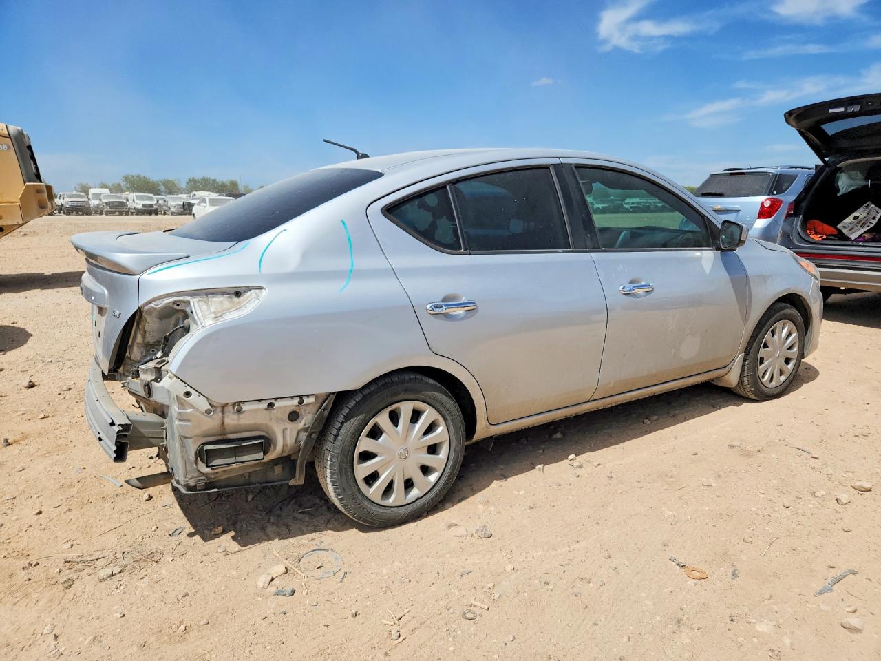 2017 NISSAN VERSA 1.6 SV — снимка 3