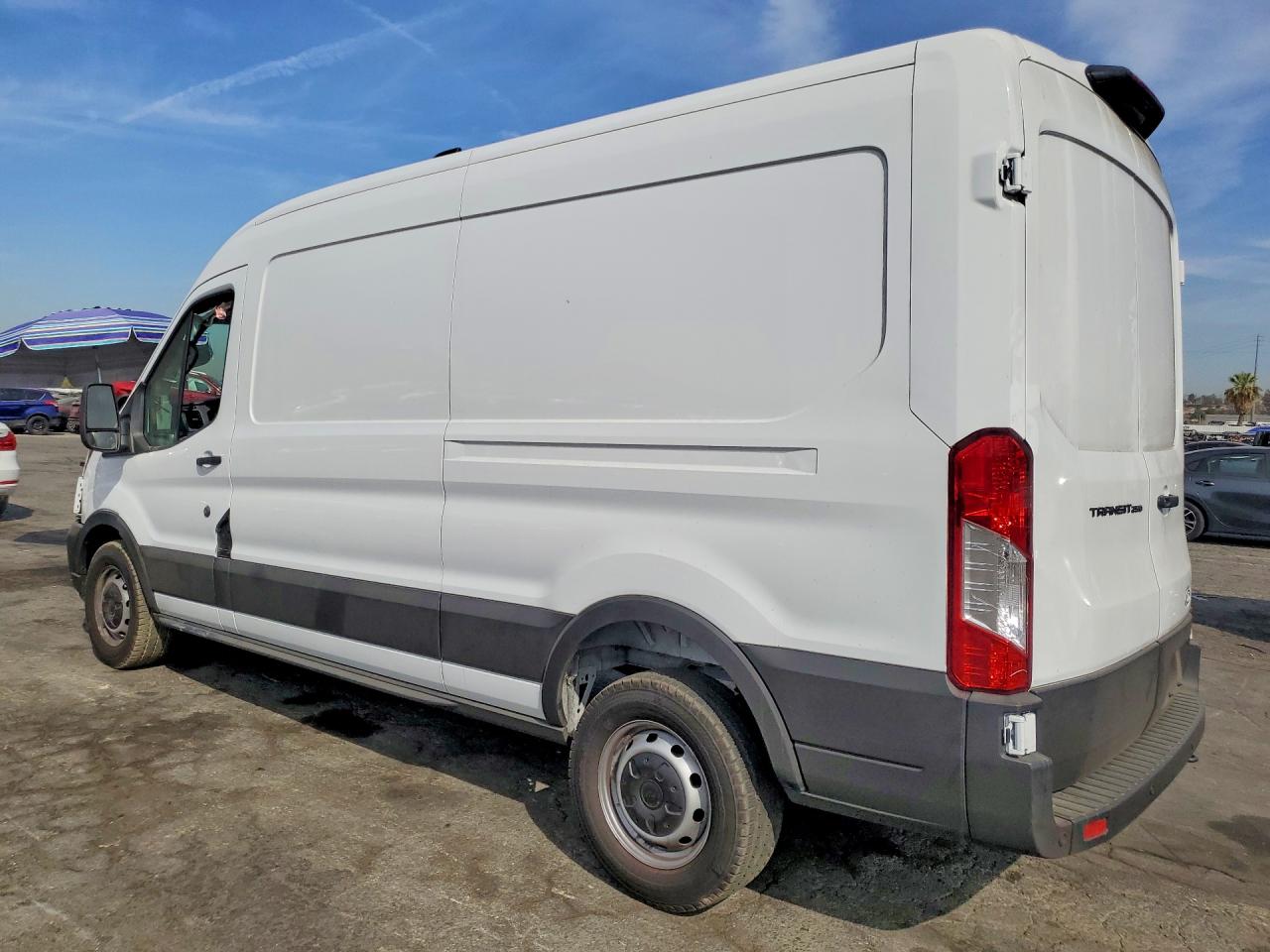2026 FORD TRANSIT 250 T-250 — снимка 2