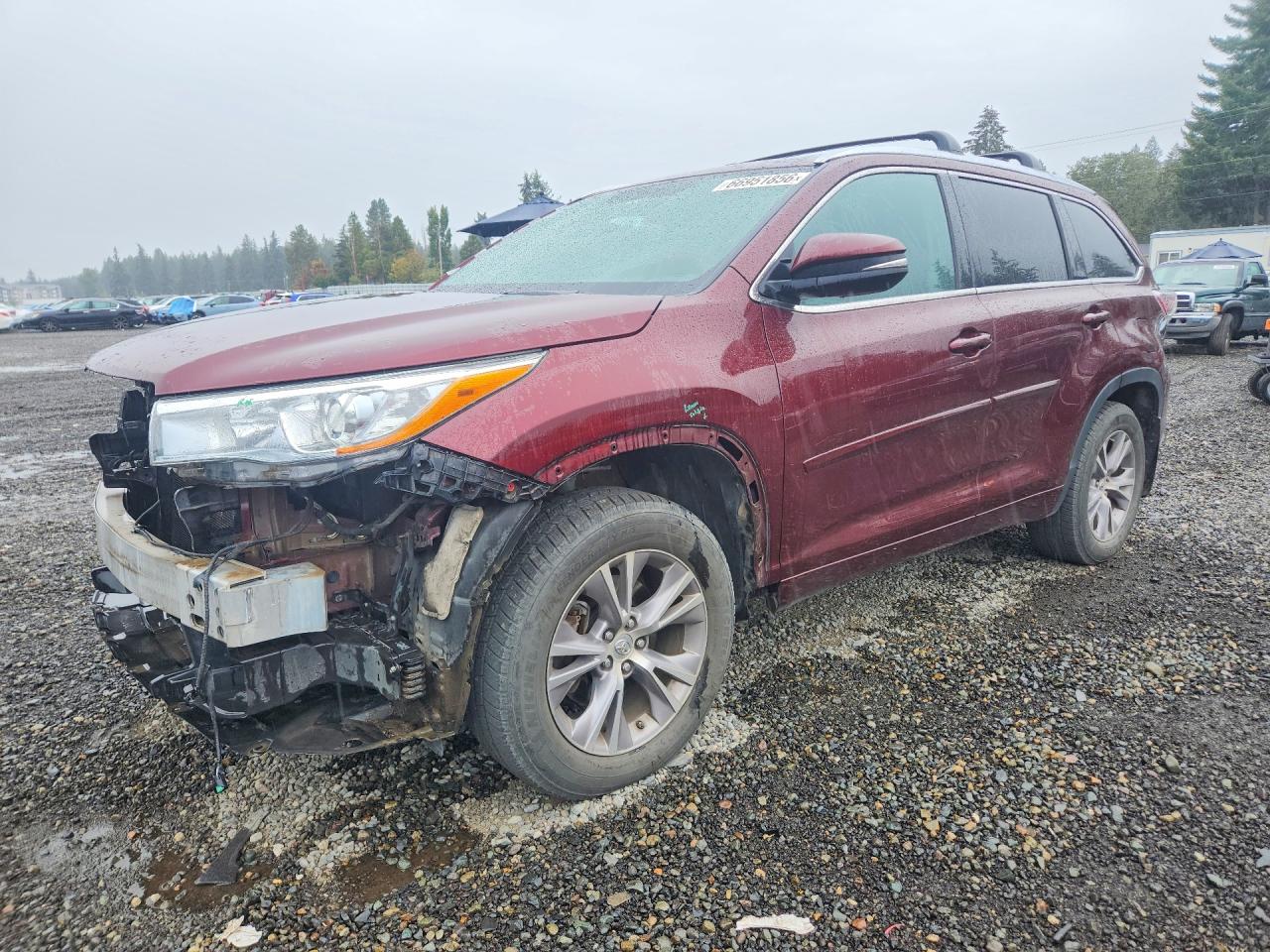 2015 TOYOTA HIGHLANDER XLE