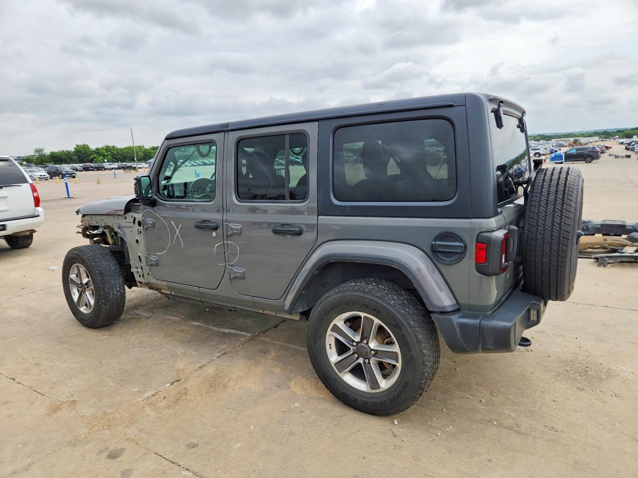 2020 JEEP WRANGLER UNLIMITED SAHARA — снимка 2
