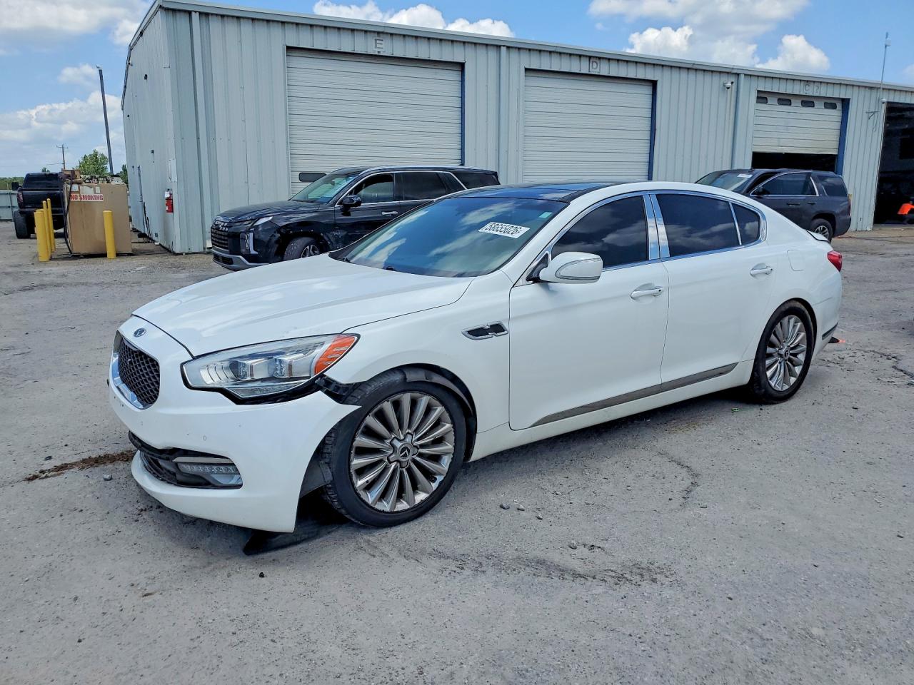 2015 KIA K900 LUXURY