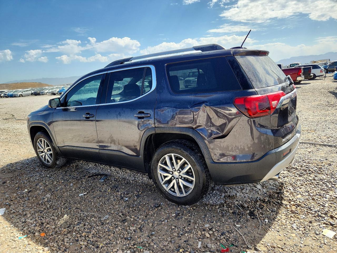 2017 GMC ACADIA SLE — снимка 2