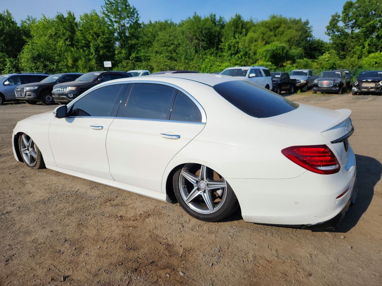 2017 MERCEDES-BENZ E 300 4MATIC — снимка 2