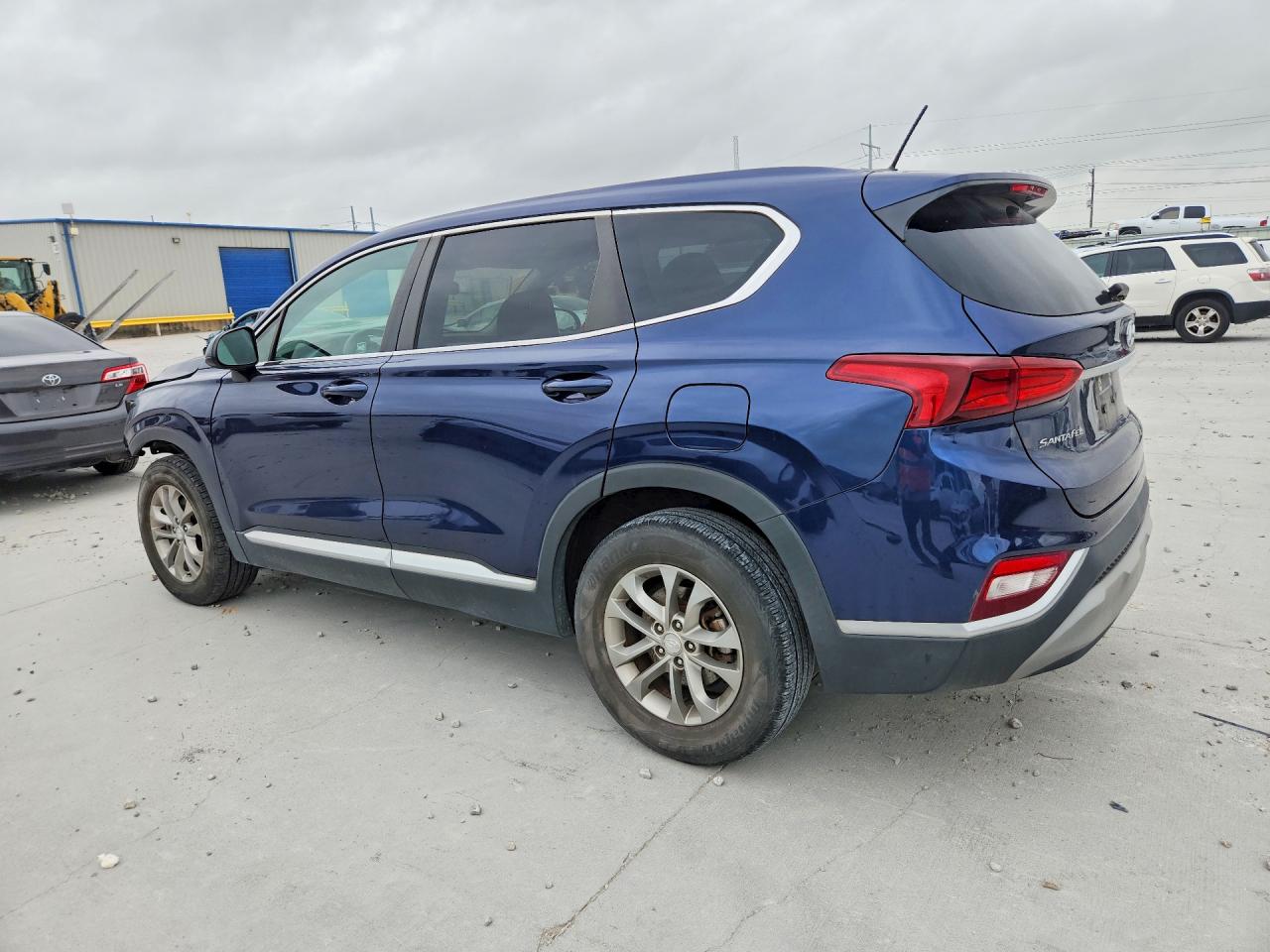 2019 HYUNDAI SANTA FE SE — снимка 2