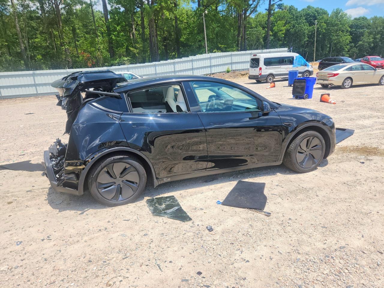 2026 TESLA MODEL Y — снимка 3