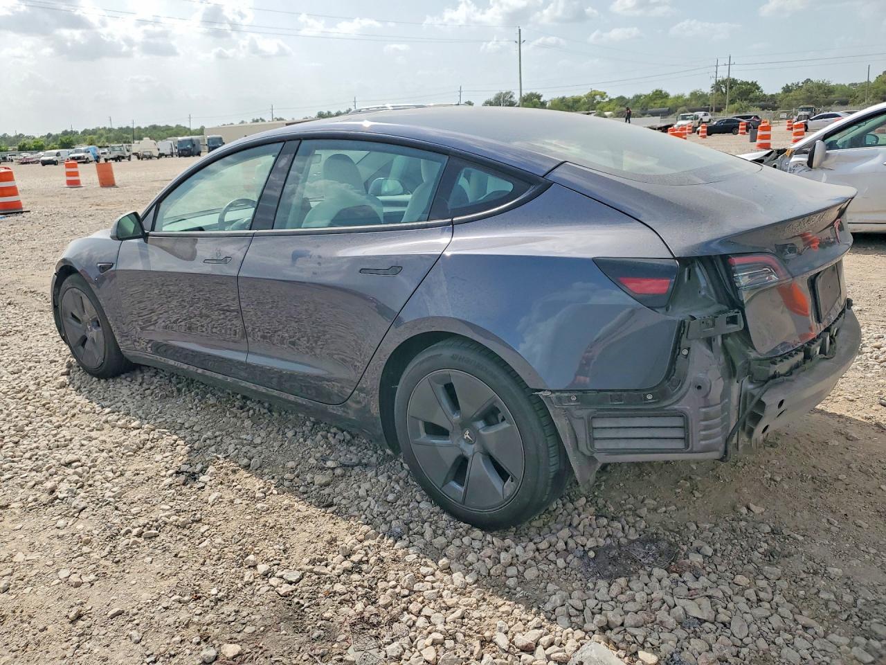 2023 TESLA MODEL 3 — снимка 2