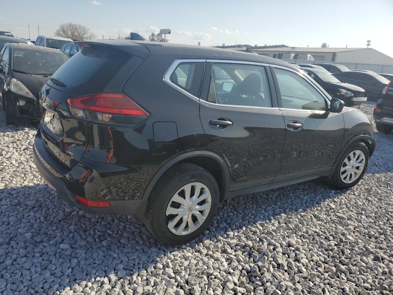 2017 NISSAN ROGUE S — снимка 3