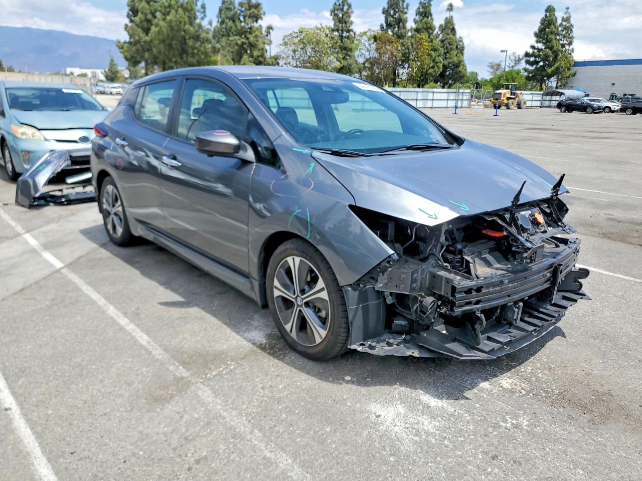 2020 NISSAN LEAF SV — снимка 4