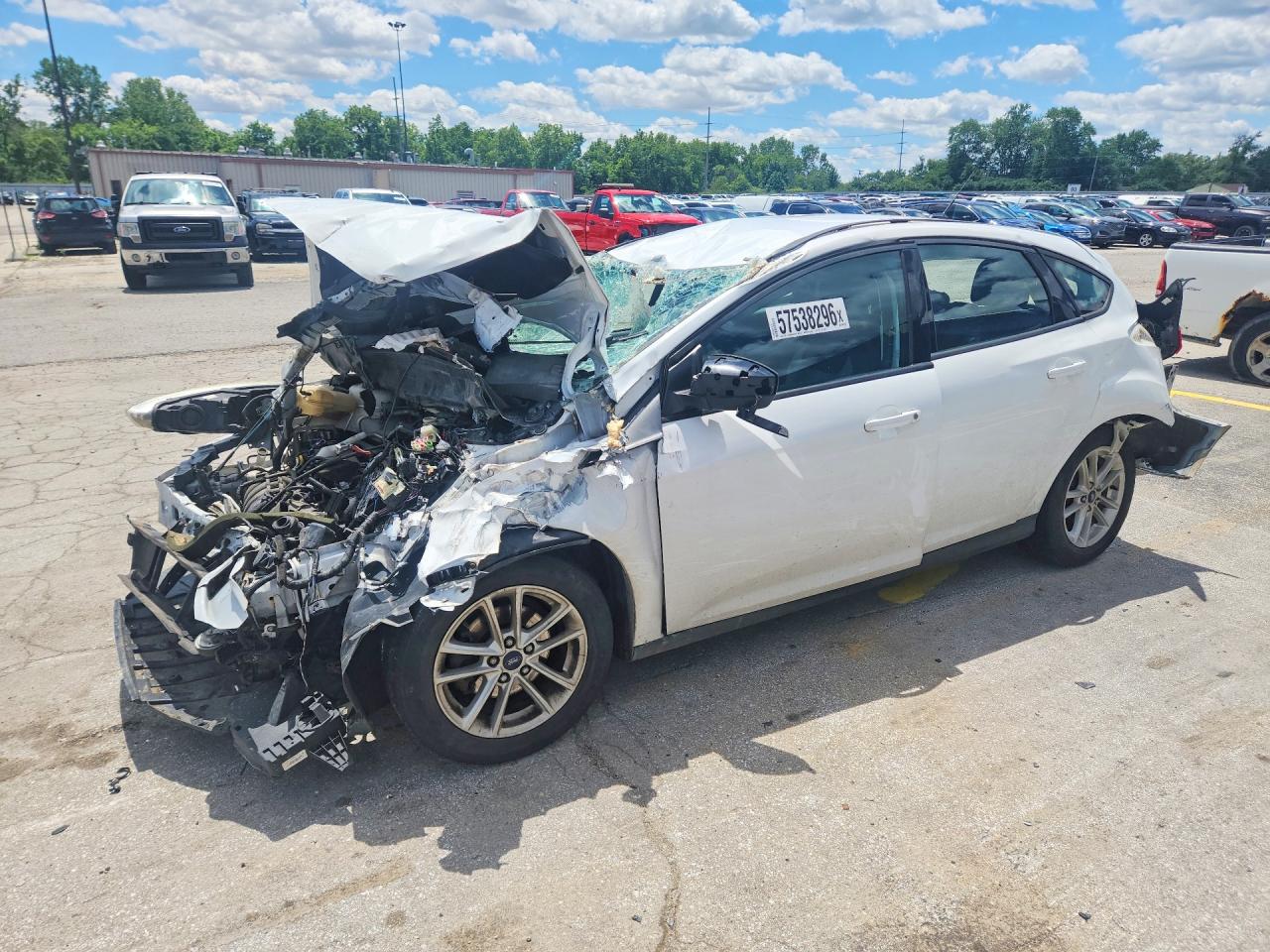 2016 FORD FOCUS SE