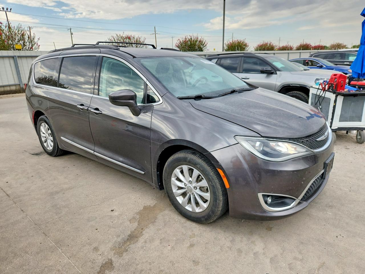 2017 CHRYSLER PACIFICA TOURING L — снимка 4