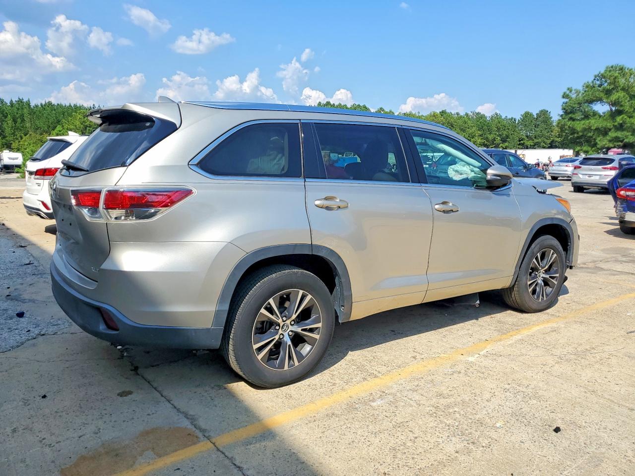 2016 TOYOTA HIGHLANDER XLE — снимка 3