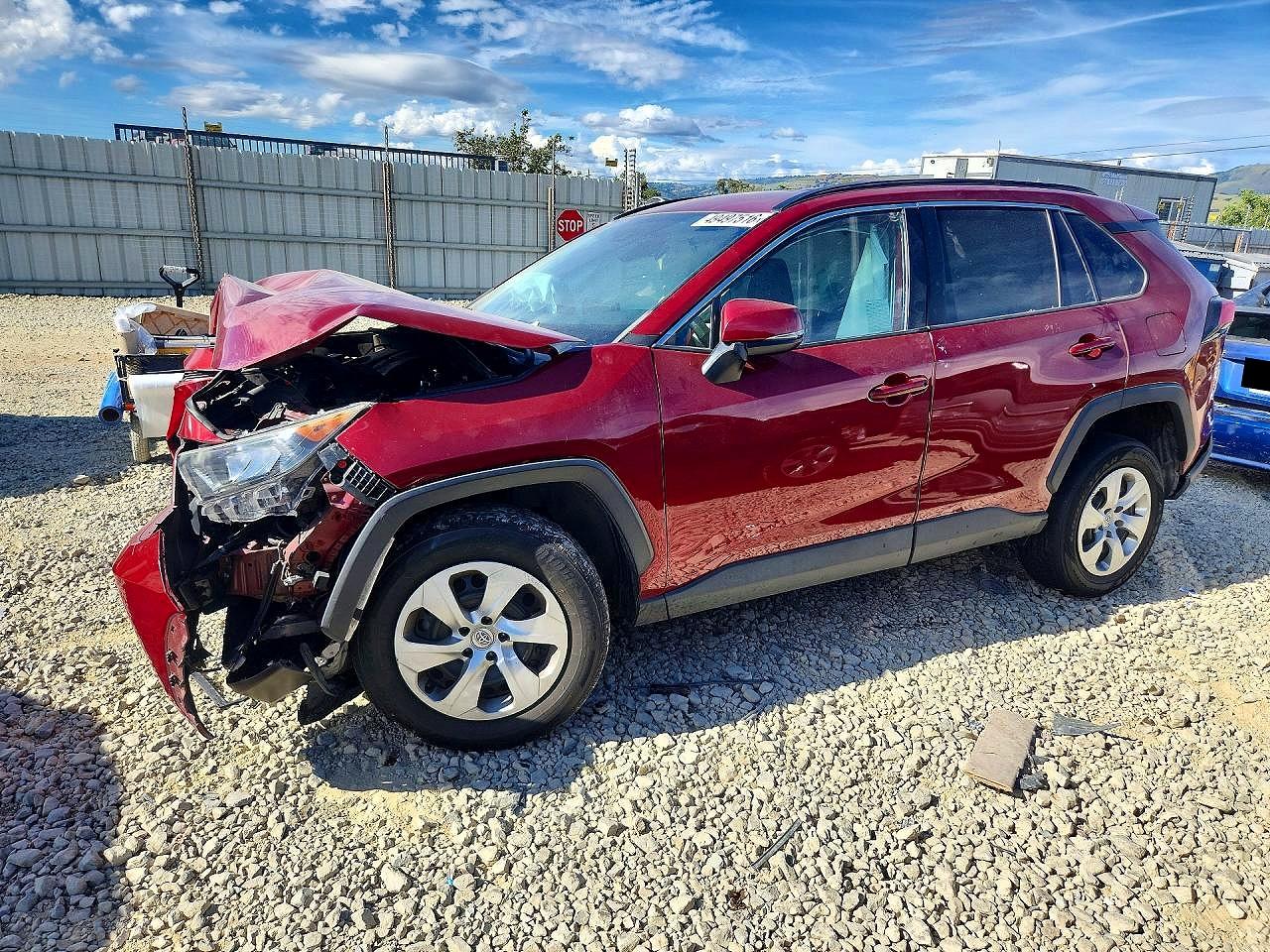 2019 TOYOTA RAV4 LE