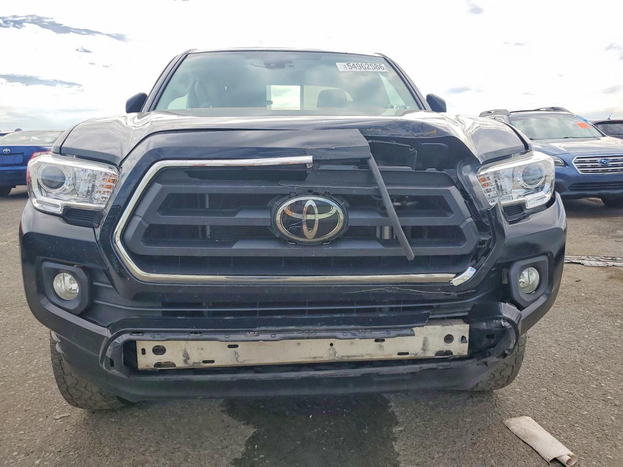 2022 TOYOTA TACOMA SR5 V6 — снимка 5
