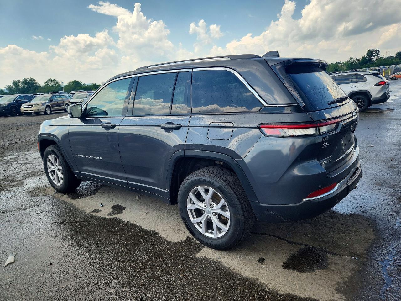 2022 JEEP GRAND CHEROKEE LIMITED — снимка 2