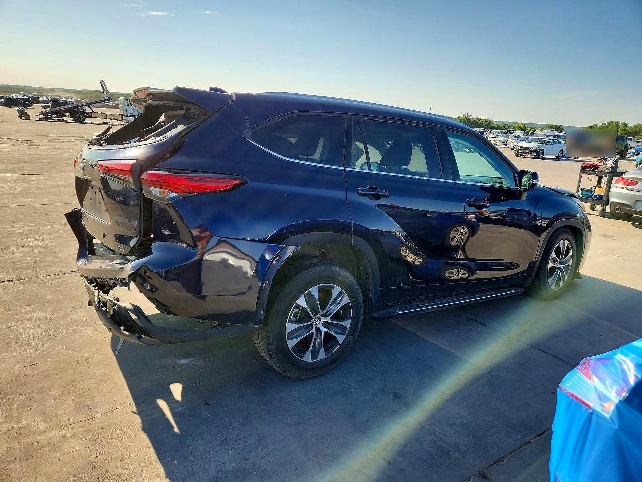 2020 TOYOTA HIGHLANDER XLE — снимка 3